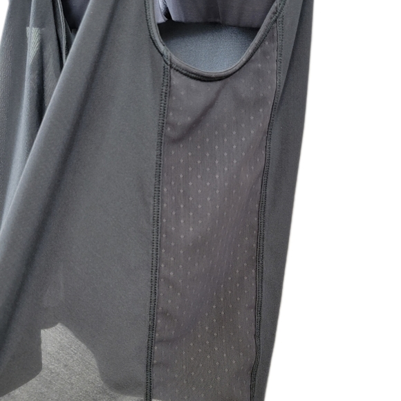 Lululemon Grey Built-in Bra Mesh Tank Top - Picture 5 of 8